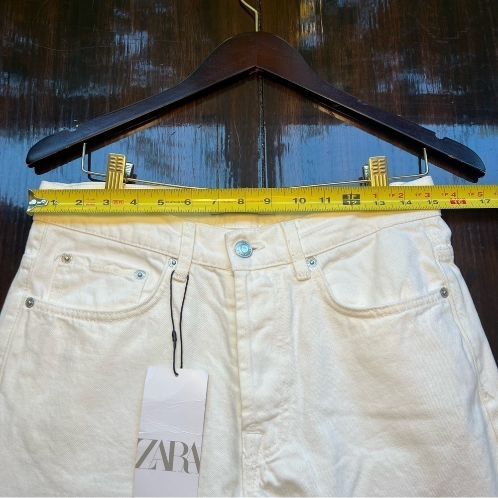 Zara Jeans White Button Up Straight Leg Woman’s Size 38 NWT - Picture 11 of 13